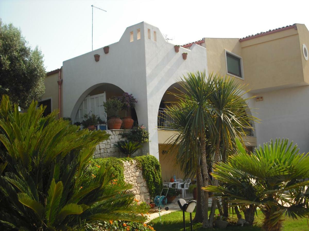 "Villa Rosa" Marina di Ragusa Eksteriør bilde